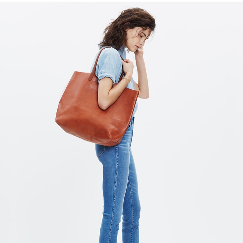Madewell Transport Tote in English Saddle